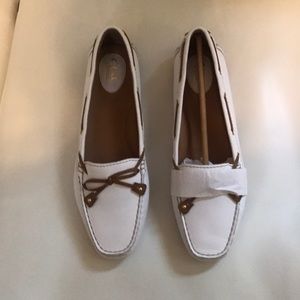 Clarks white moccasins size 10